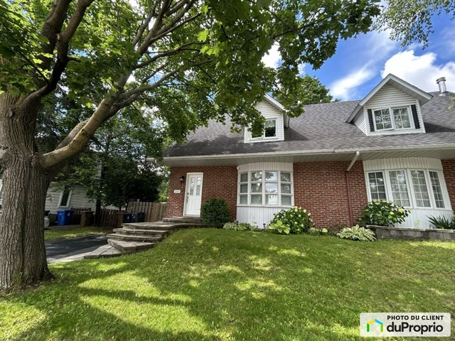 $609,000 - Semi-detached for sale in Chomedey — photo 1