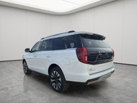 NAVIGATION, LEATHER SEATS, PANORAMIC ROOF, BLIND SPOT MONITOR, ADAPTIVE CRUISE CONTROL Step into the... (image 5)