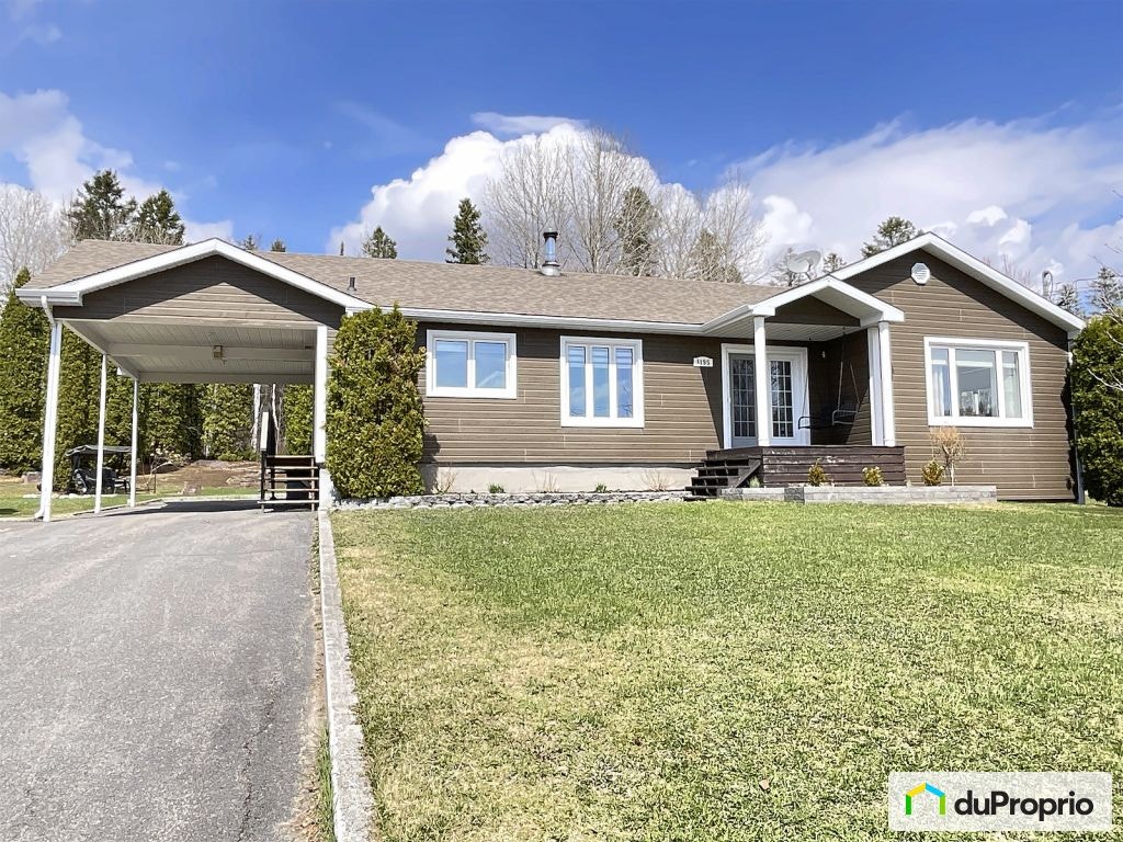 $449,999 - Bungalow for sale in St-Nazaire — photo 1