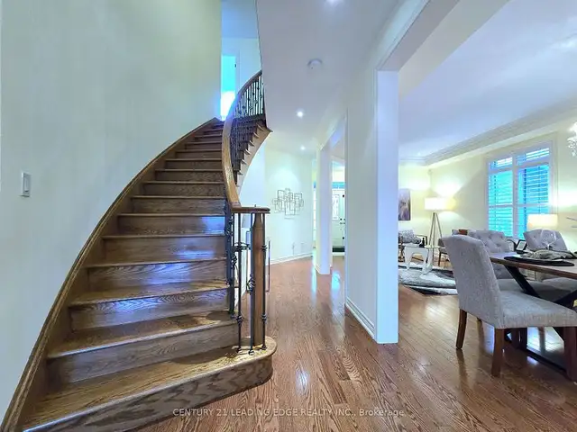 4BR/4WR/2 STOREY DETACHED HOME/BERCZY - YORK/MARKHAM in Houses for Sale in Markham / York Region - Image 4