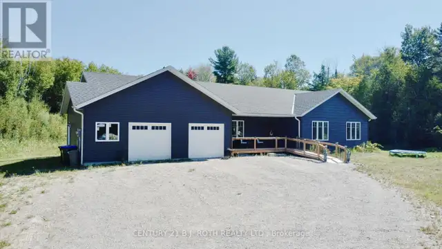 5 GERUS ROAD Tiny, Ontario in Houses for Sale in Barrie - Image 2