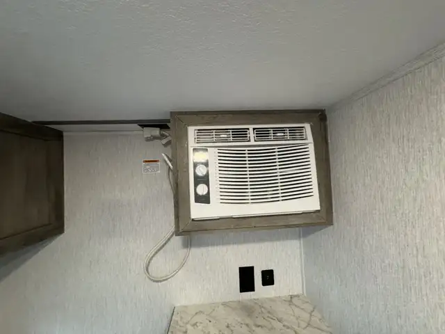 2026 ,Sun Lite,Sunset Park RV 13BD LTD in Travel Trailers & Campers in Kamloops - Image 9