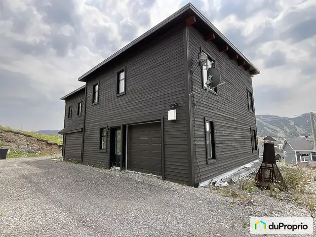 $649,000 - 2 Storey for sale in St-David-de-Falardeau in Houses for Sale in Saguenay - Image 3