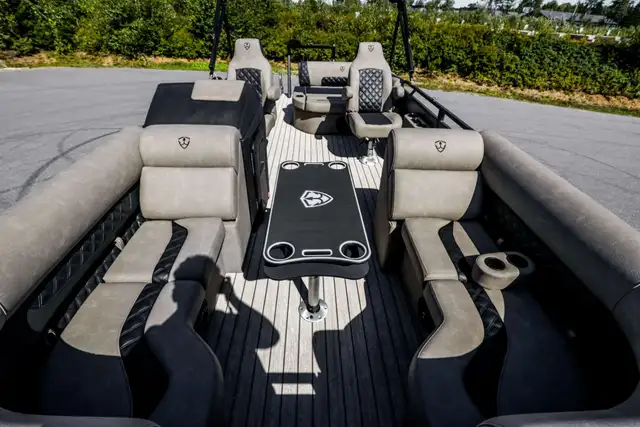 2027 Armada Enterprises Drakkar 23 SB in Powerboats & Motorboats in Rimouski / Bas-St-Laurent - Image 35