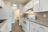 Welcome to your future home! Hudson Court Apartments is an ideal location for families, young profes... (image 5)