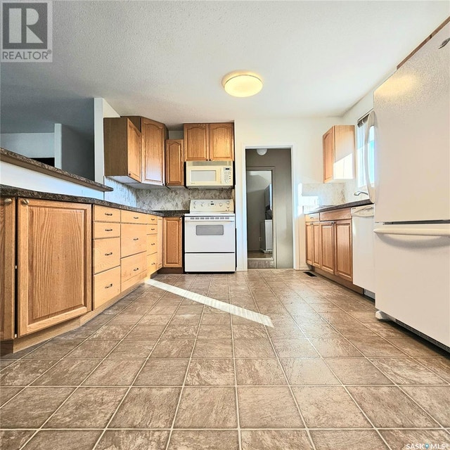 149 Elizabeth AVENUE Yorkton, Saskatchewan Houses for Sale Regina