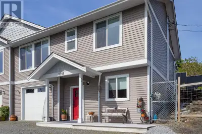 Discover the epitome of modern living in this 2016-built half duplex gem with no strata fees. Revel...
