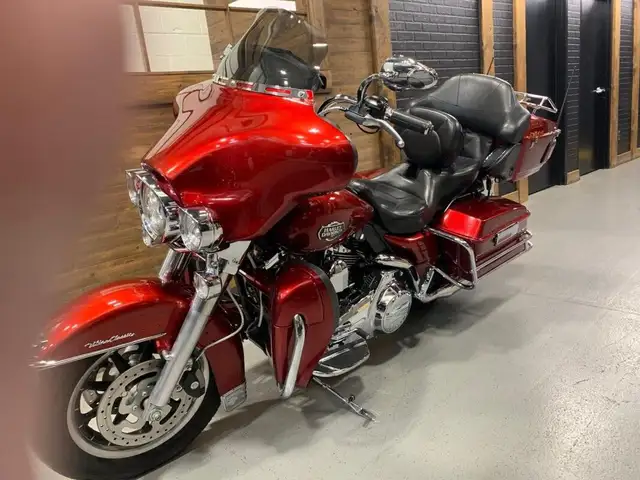 2008 Harley-Davidson Electra Glide Ultra Classic in Street, Cruisers & Choppers in Oshawa / Durham Region - Image 5