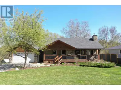 * PREC - Personal Real Estate Corporation. Discover comfort and style in this beautifully crafted 3-...