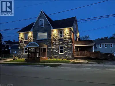 Modern Renovated Bachelor Apartment for Rent in Port Colborne. This bright, updated bachelor apartme...