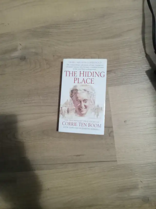 The Hiding Place – Corrie Ten Boom (Paperback) in Fiction in London - Image 2