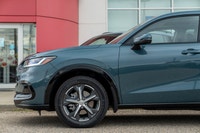 Remote Engine Start,All Wheel Drive,Power Steering,ABS,4-Wheel Disc Brakes,Brake Assist,Brake Actuat... (image 5)