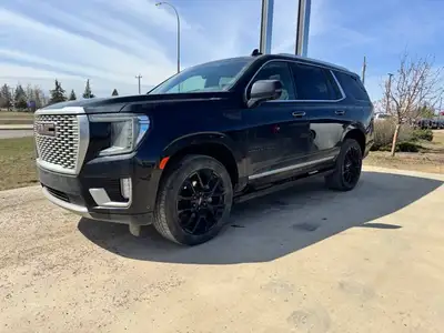 This GMC Yukon delivers a Gas V8 6.2L/ engine powering this Automatic transmission. ENGINE, 6.2L ECO...