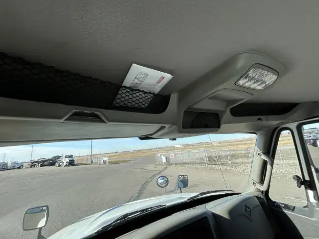 2019 International International 4300 water truck in Heavy Trucks in Regina - Image 17