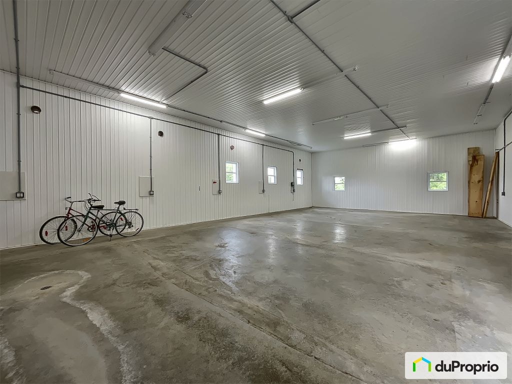 $399,000 - 2 Storey for sale in Ste-Marie-De-Blandford — photo 2