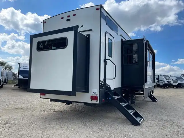 2020 Keystone 334BH in Travel Trailers & Campers in Edmonton - Image 20