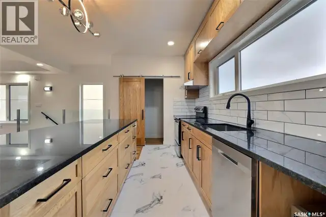 716 Emerald Park ROAD Edenwold Rm No.158, Saskatchewan in Houses for Sale in Regina - Image 3