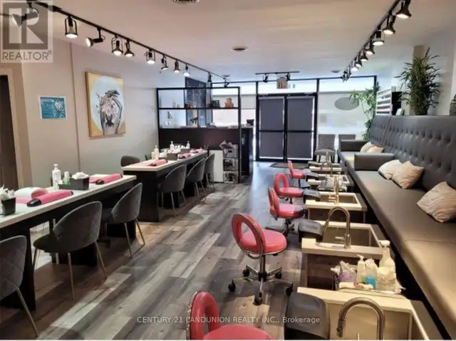 3379 BATHURST STREET Toronto (Bedford Park-Nortown), Ontario62863317431427123