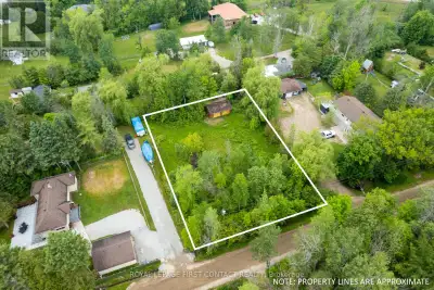 Great building lot for your dream home or cottage! This vacant land is 121.33 ft x 170 ft and is par...