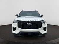 Check out this vehicle's pictures, features, options and specs, and let us know if you have any ques... (image 7)