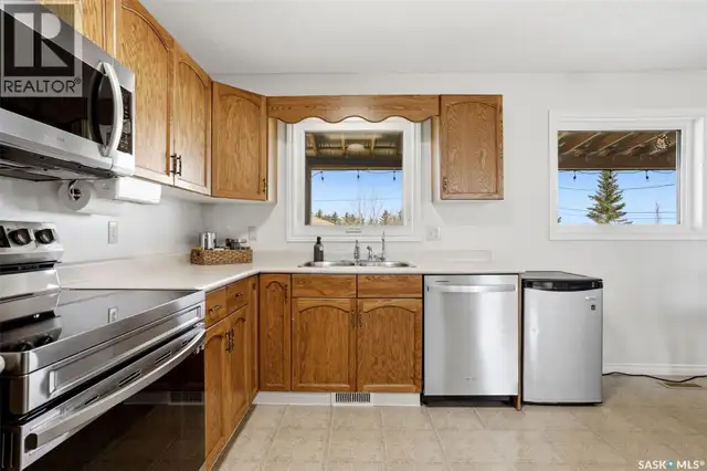 327 Coteau STREET Milestone, Saskatchewan in Houses for Sale in Regina - Image 11