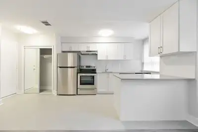 Located in the vibrant Church & Wellesley district of Downtown Toronto, Bloor Yonge Tower offers one...