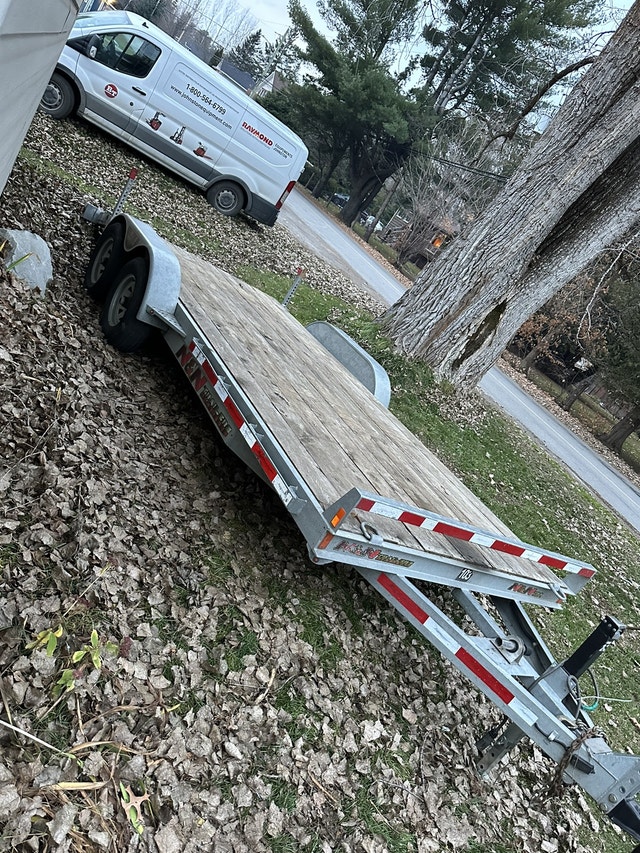 Remorque avec rampe integrer N&N 2018 Remorques utilitaires