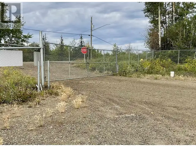 9604 73 AVENUE Fort St. John, British Columbia in Commercial & Office Space for Rent in Fort St. John - Image 4