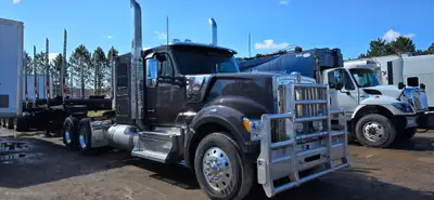 Welcome to Universal Truck & Trailer! Purchase your heavy-duty truck from the largest truck and trai...