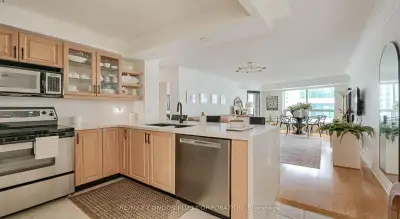 Price: $759,900 / $2,883/mo Client RemarksImpeccably Renovated 2-Bed, 2-Bath Suite In The Prestigiou...