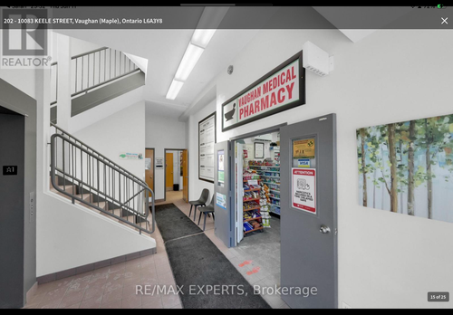 Medical office for lease around 700 Sq in Maple,Ontario.Second floor with elevator and free parking...