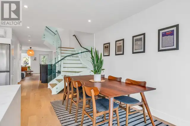 UPPER - 61 EDWIN AVENUE Toronto (Dovercourt-Wallace Emerson-Junc in Long Term Rentals in City of Toronto - Image 15