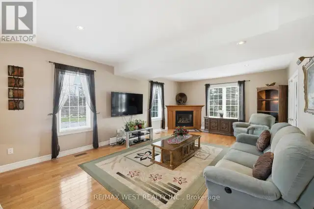 4 CORYELL STREET Scugog, Ontario in Houses for Sale in Kawartha Lakes - Image 8