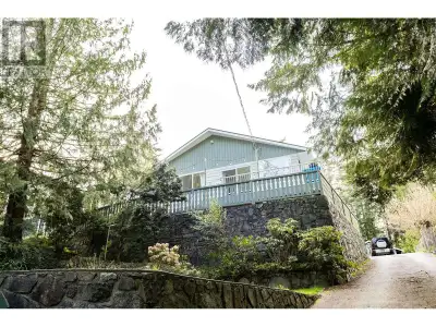 Looking for the perfect starter home or perhaps your retirement home on the beautiful Sunshine Coast...