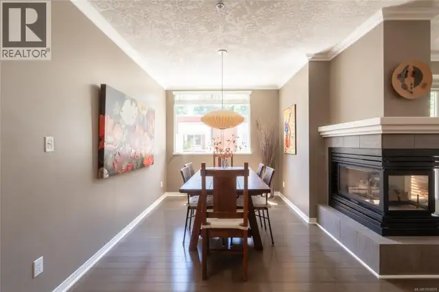 201 380 Waterfront Cres Victoria, British Columbia in Condos for Sale in Victoria - Image 14