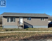 320 4th AVENUE Dodsland, Saskatchewan Saskatoon Saskatchewan Preview