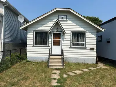 3A//Winnipeg/Showings Start July 30th, Offers considered Aug 6th 3pm. Great opportunity for investor...