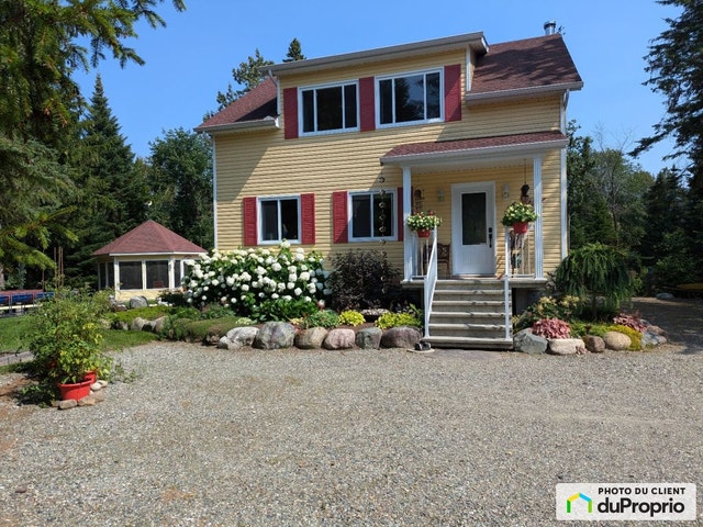$599,900 - Country home for sale in St-Augustin-De-Woburn — photo 1