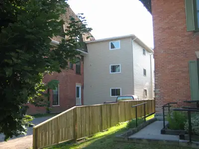 333 Stewart Street | Downtown Peterborough $1,800/month ALL INCLUSIVE This cozy two-bedroom apartmen...