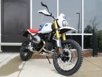This particular model has sold, but if you are interested in ordering an R 12 G/S that is similarly...