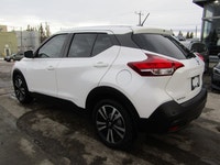 Thanks for viewing our South View Motors Inventory! 2020 NISSAN KICKS SV + APPLE CARPLAY + BLIND SPO... (image 8)