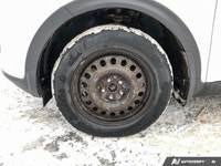 This Kia Sportage boasts a Regular Unleaded I-4 2.4 L/144 engine powering this Automatic transmissio... (image 8)