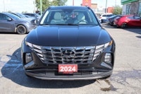 WELL MAINTAINED Luxury Redefined: HYUNDAI TUCSON HYBRID AWD. This SUV Redefines Driving with Its Pow... (image 1)