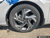 Safe and reliable, this 2024 Hyundai Elantra Preferred Tech | Sign Recognition | Sunroof lets you ca... (image 9)