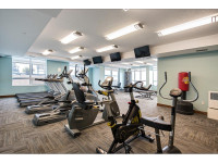THE WATERCREST- 15 MAPLE AVE Situated in the heart of downtown Barrie and overlooking beautiful Kemp... (image 6)