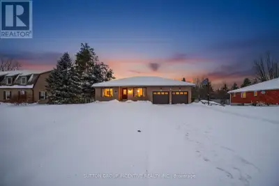 Snow Valley! Great potential in this nice sized all brick ranch bungalow on a sprawling 100 x 200 ft...