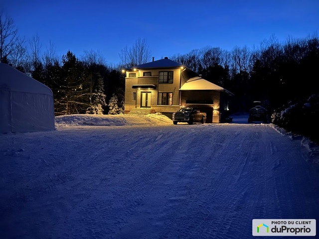 $949,999 - Intergenerational for sale in Prevost — photo 2