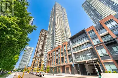 4404 - 430 SQUARE ONE DRIVE Mississauga (City Centre), Ontario