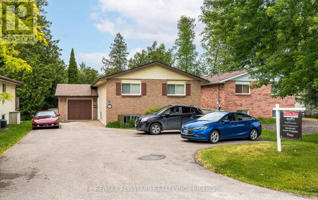 106 METRO RD S Georgina, Ontario in Houses for Sale in Markham / York Region - Image 2