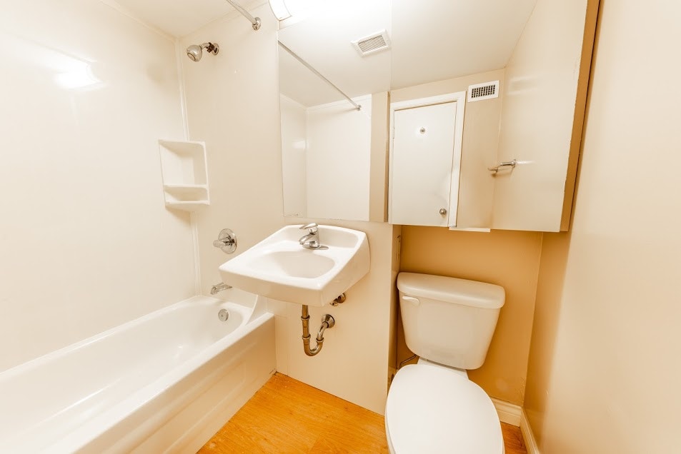 2235 Portage Ave- 2 Bedroom 2